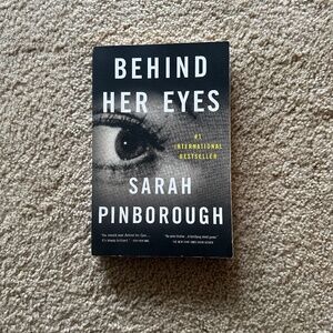 Sarah Pinborough Behind Her Eyes Book